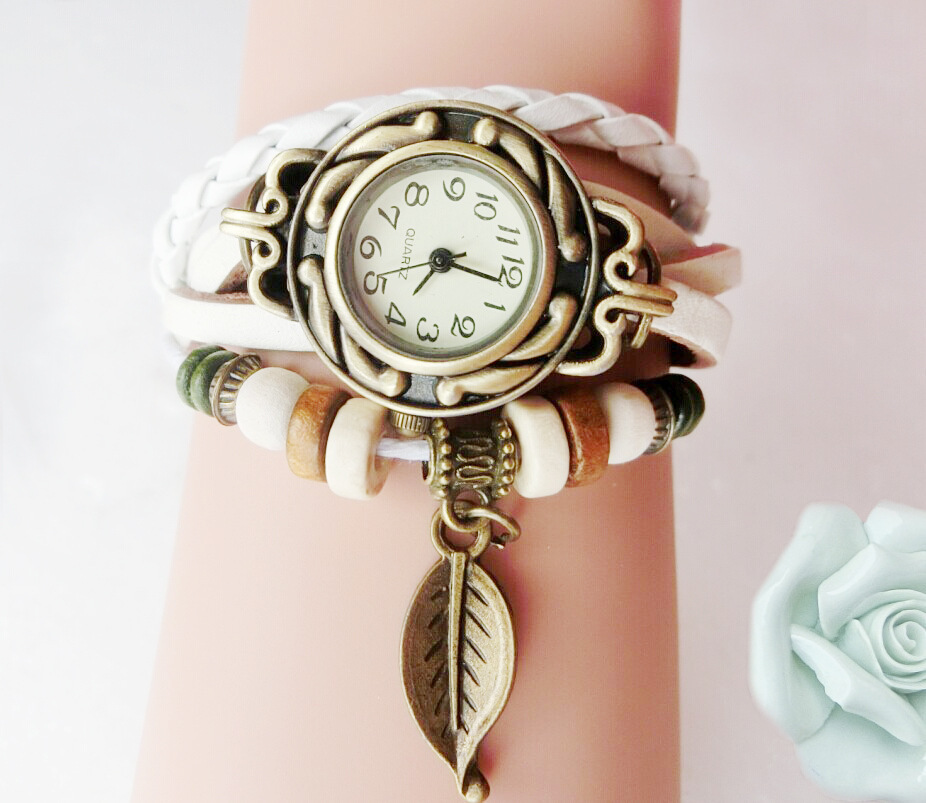 Women Men Retro Analog Watch Faux Leather Bracelet Tree Leaf Decoration Quartz Wrist Watch Fashion Electronic Clock