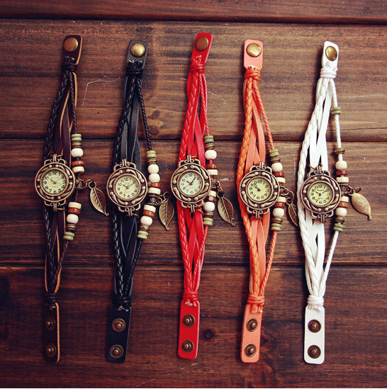 Women Men Retro Analog Watch Faux Leather Bracelet Tree Leaf Decoration Quartz Wrist Watch Fashion Electronic Clock