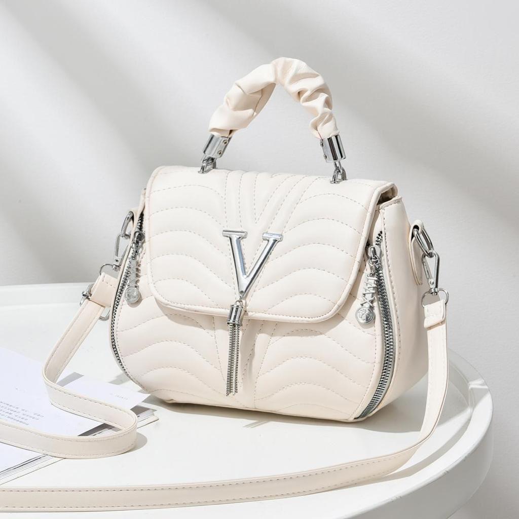 Vintage Women Handbags Ladies Shoulder Bags Sling Bags Fashion Bags.