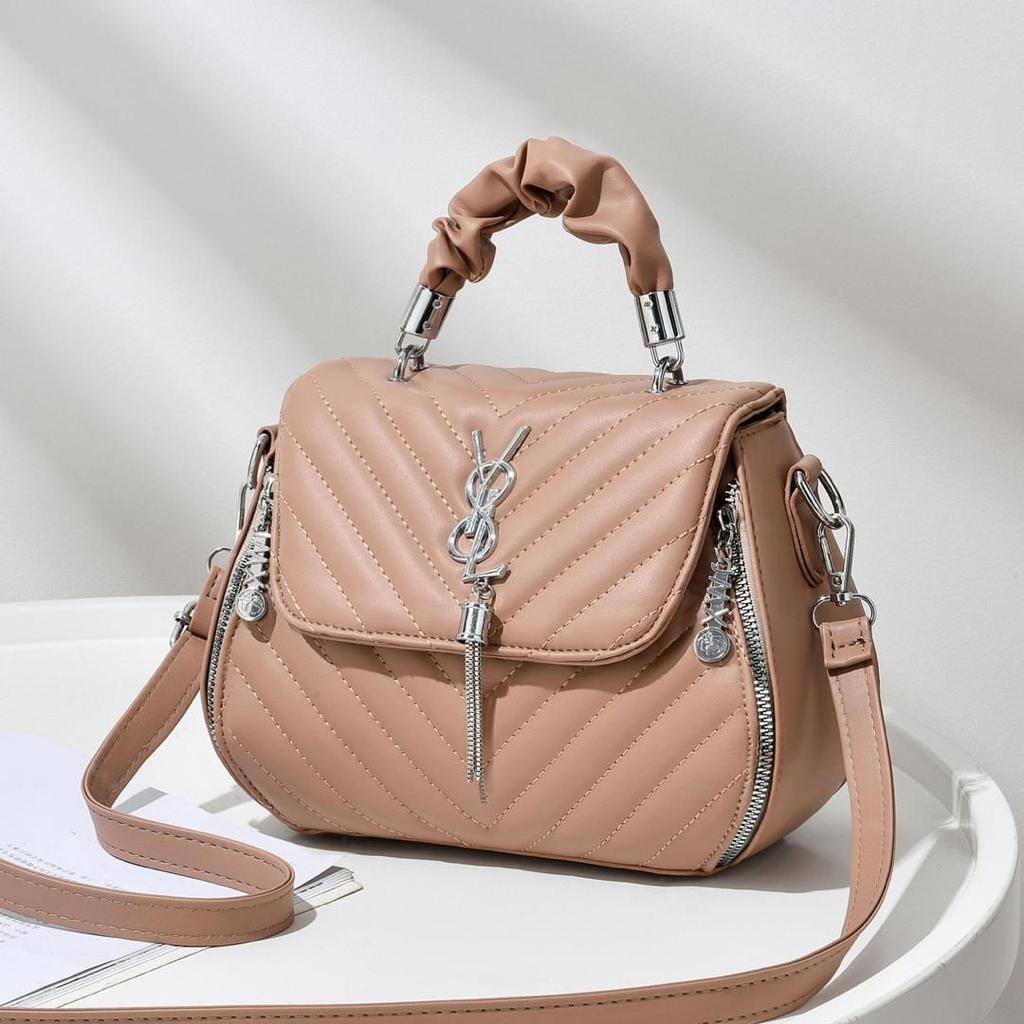 Vintage Women Handbags Ladies Shoulder Bags Sling Bags Fashion Bags.