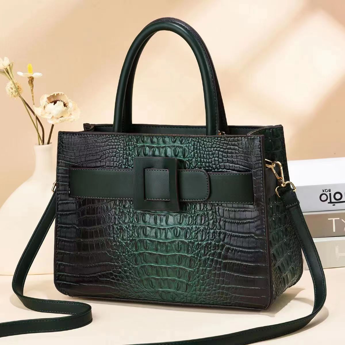 High Quality Vintage Women Fashion Handbags Ladies Shoulder Bags Sling Bags Fashion Bags.