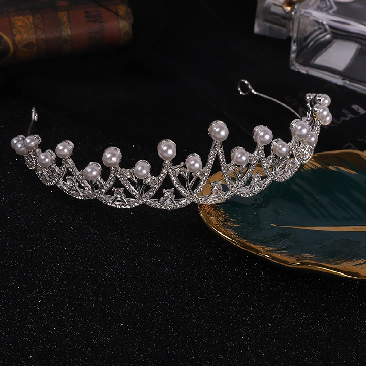 Birthday Crown Headwear Korean Pearl Water Diamond Crown Children's Hair Accessories Cake Accessories Bride Wedding Dress Accessories Women's Lifetime Most Beautiful Decoration
