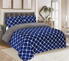 Luxurious Woolen Heavy Soft  Comfortable Duvets only (1pc) Does not come with a Bedsheet nor  Cases Blue and white 5*6