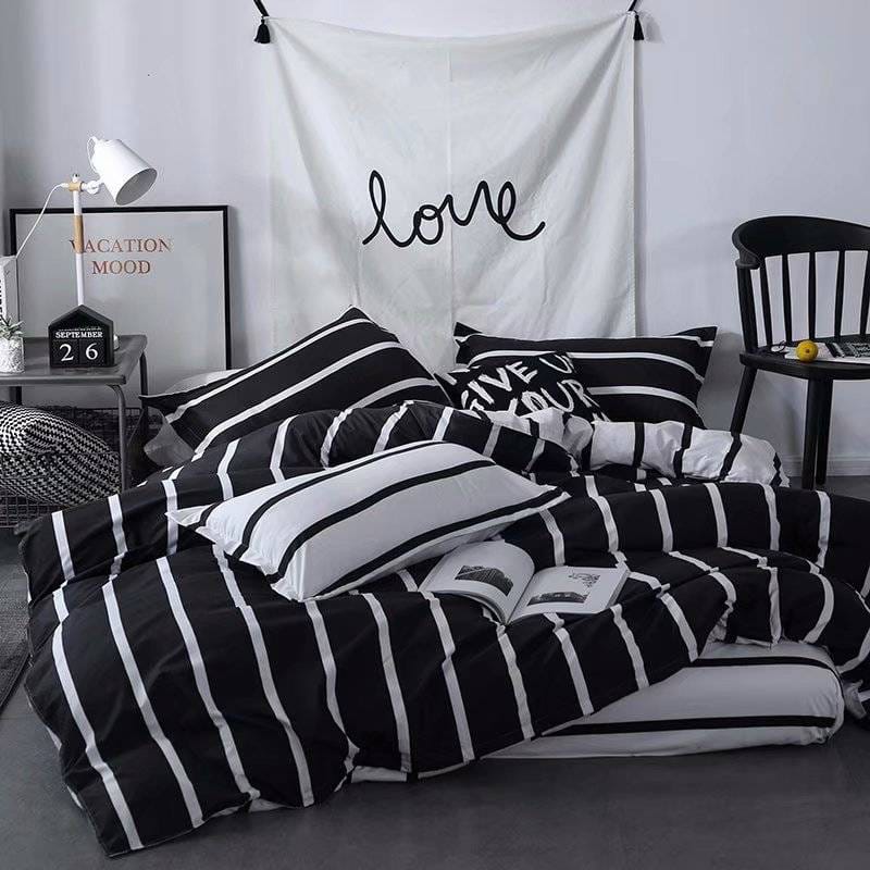 6pcs of Luxury Nordic Style Cotton Microfiber Duvet Cover Sets (One Duvet Cover, Four Pillow Covers or Cases and One Bedsheet) Bedding Set